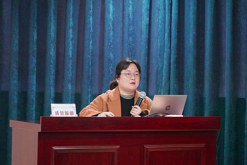 健康、法律專(zhuān)題講座3.jpg